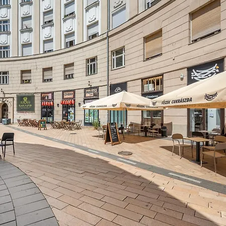 Sunbeam - Downtown Budapest