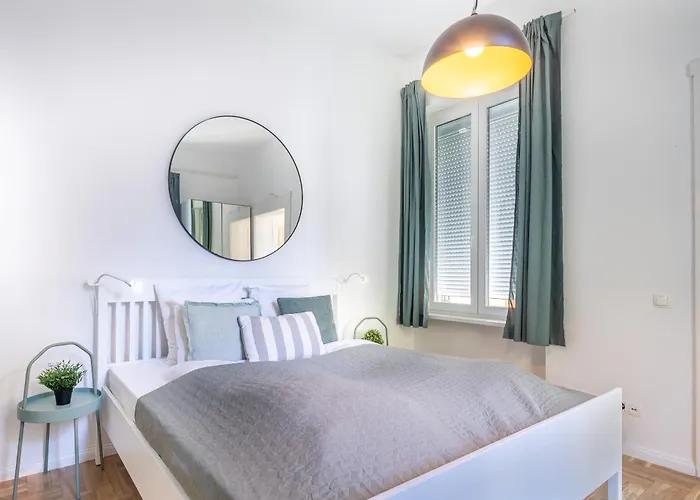 Sunbeam - Downtown Budapest